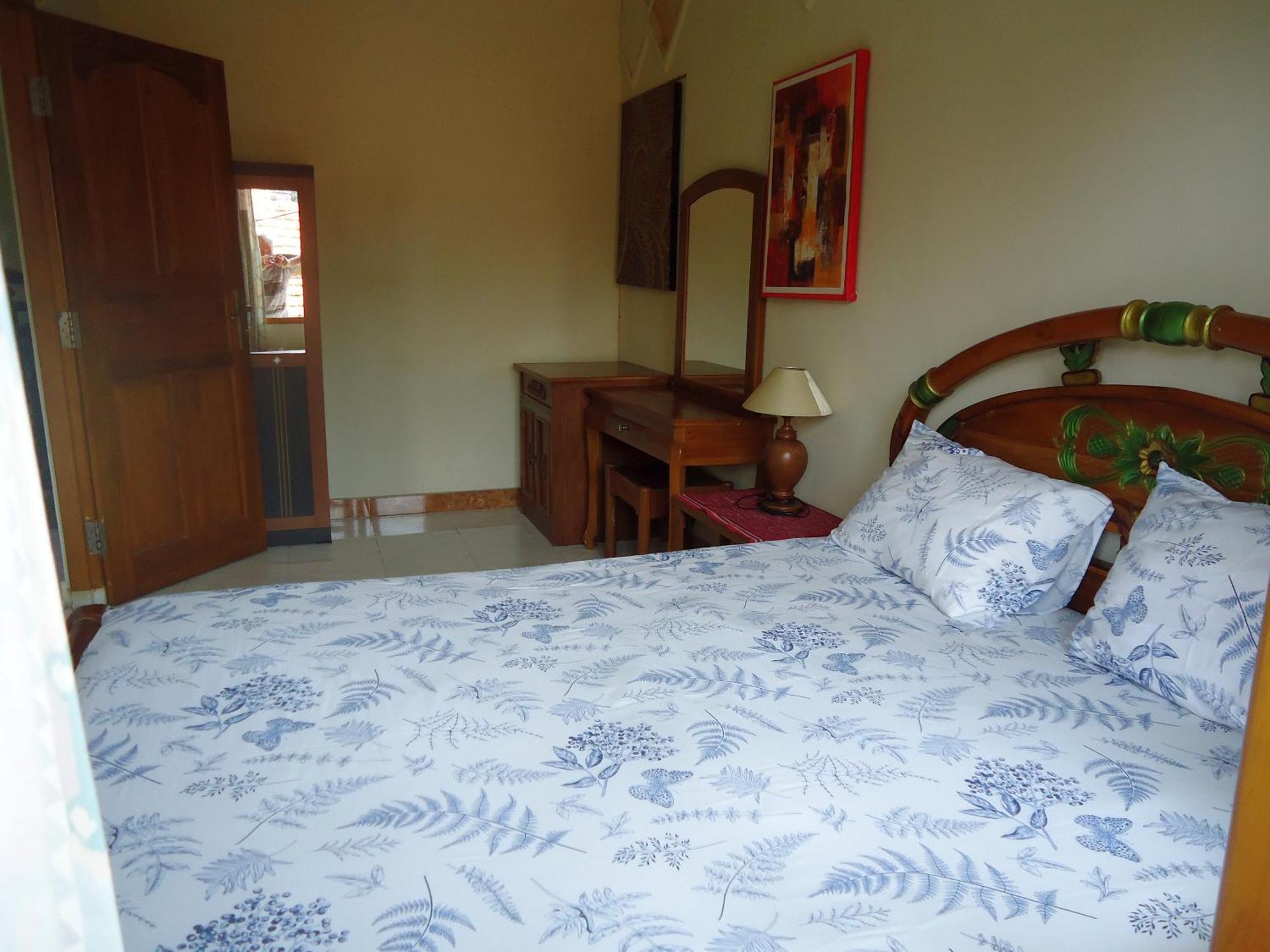 The Reinhold Guesthouse Bali Kerobokan  Luaran gambar