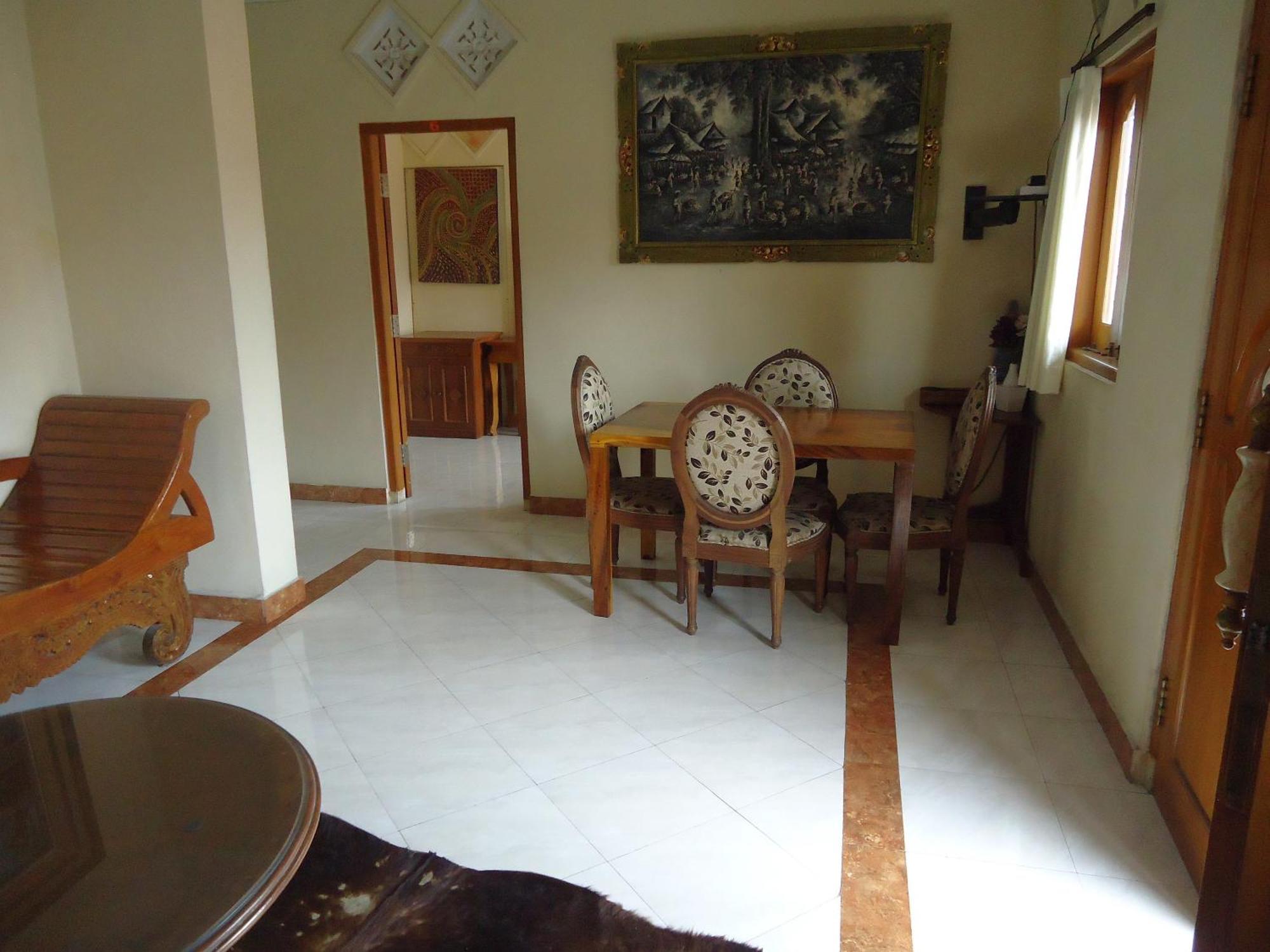 The Reinhold Guesthouse Bali Kerobokan  Luaran gambar