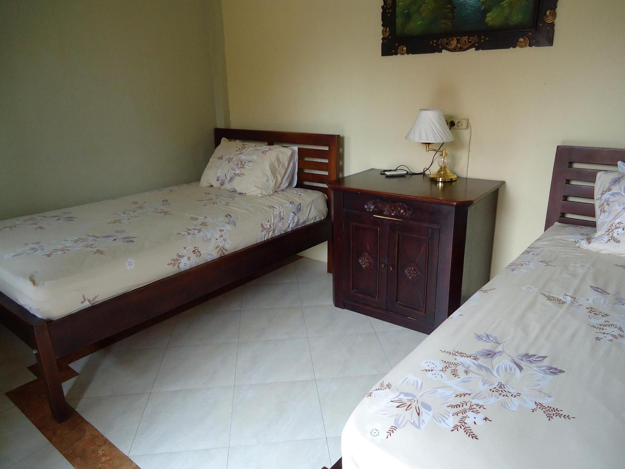 The Reinhold Guesthouse Bali Kerobokan  Luaran gambar