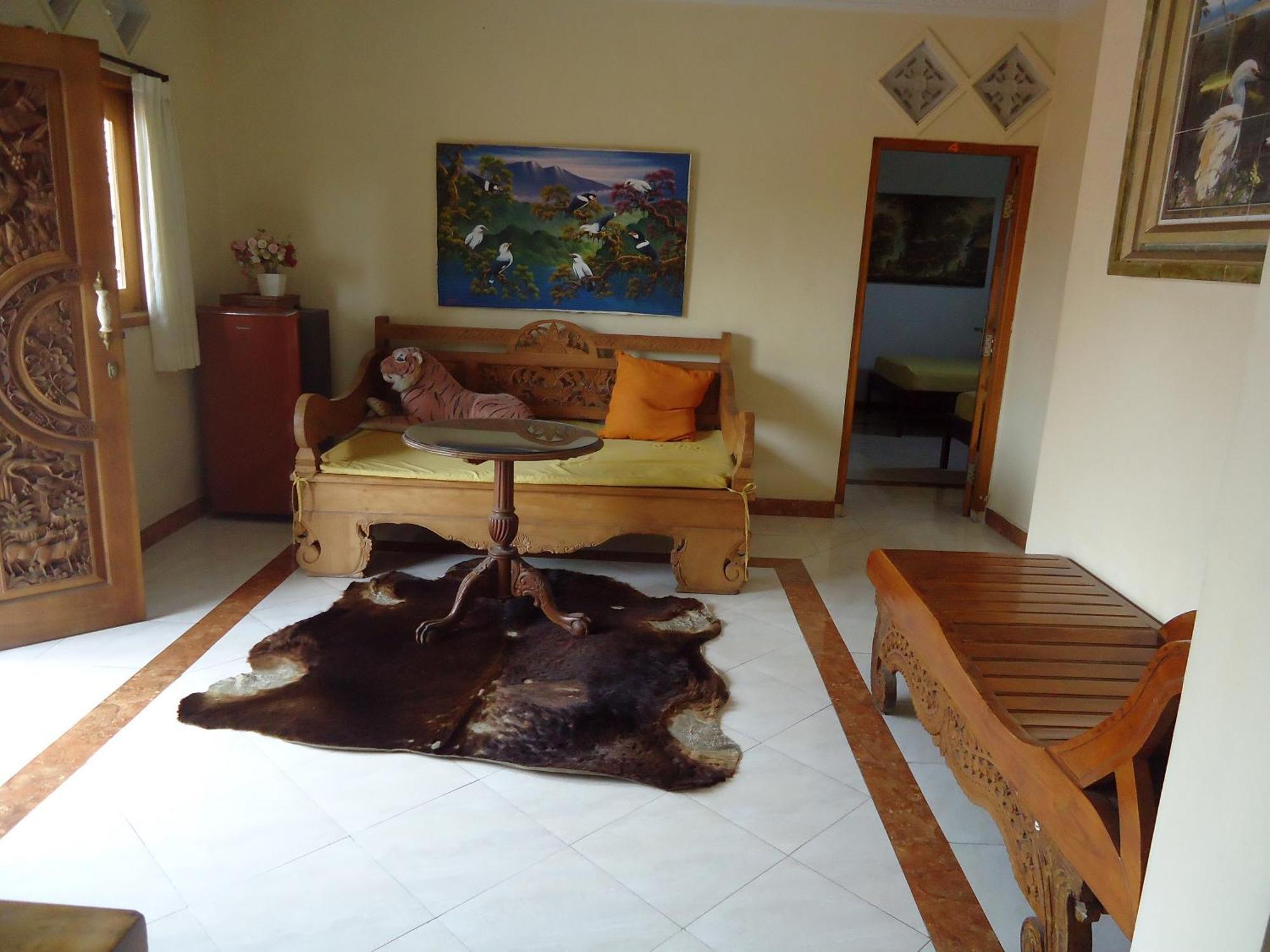 The Reinhold Guesthouse Bali Kerobokan  Luaran gambar