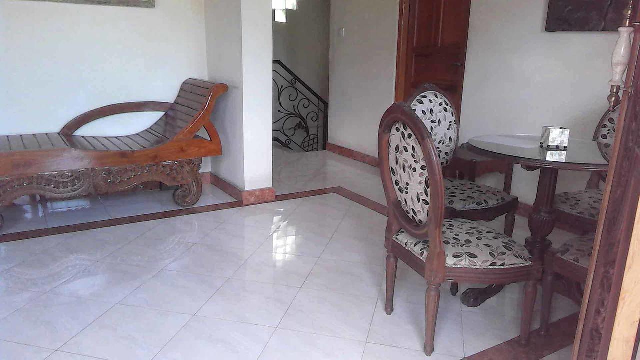 The Reinhold Guesthouse Bali Kerobokan  Luaran gambar
